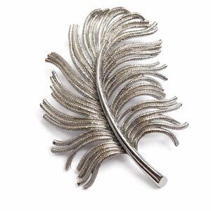 Vintage Pastelli Feather Brooch Silver Tone‎ Textured Pin